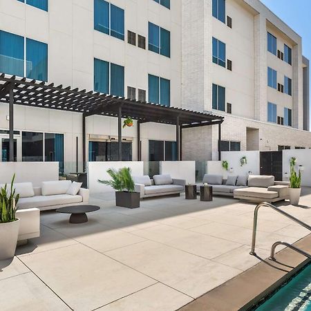 Cambria Hotel Waco University Riverfront Extérieur photo